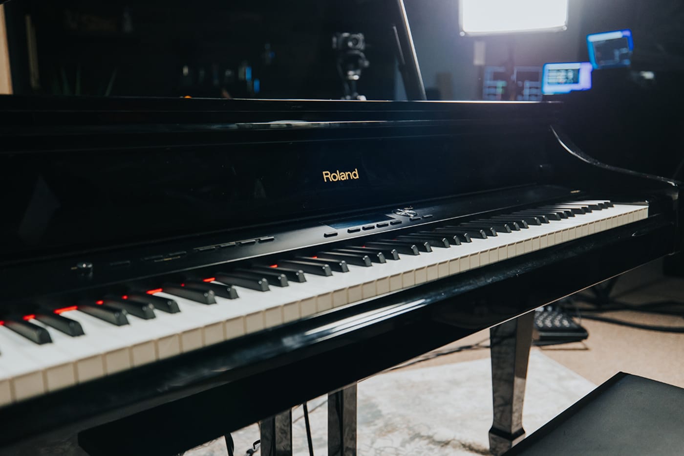 use keyboard to play studio one instruments